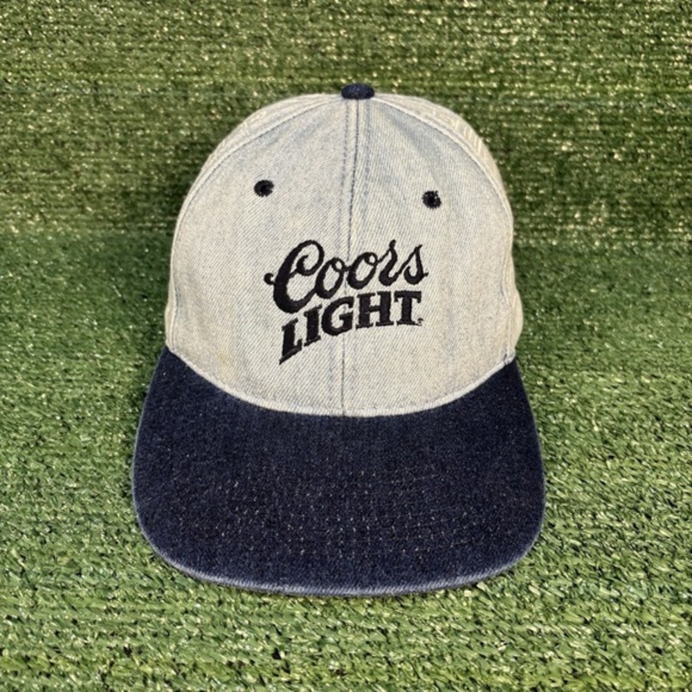 Vintage‎ Coors Light Silver Bullet Blue Snap back Hat with Blue bill
